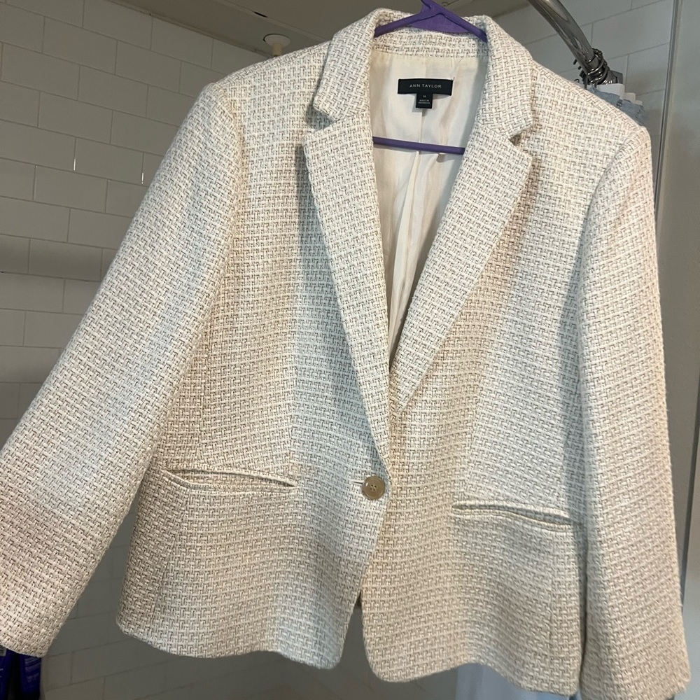 Ann Taylor Cream Textured Blazer